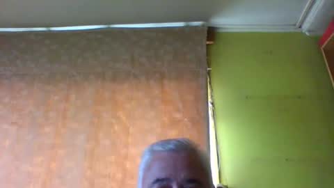 crmperez online show from 12/18/25, 06:47