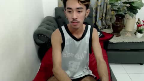 crocodale online show from 10/09/25, 05:55