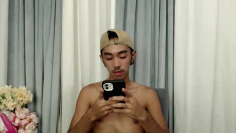 crocodale online show from 04/10/26, 07:57