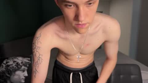 cronck52 online show from 11/23/25, 07:46