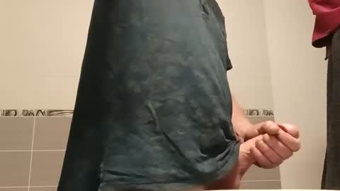 Snapshot of cronma chatting on 11/20/25, 04:18 cronma online show from 11/20/25, 04:18