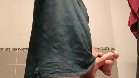 Snapshot of cronma chatting on 11/24/25, 04:29 cronma online show from 11/24/25, 04:29