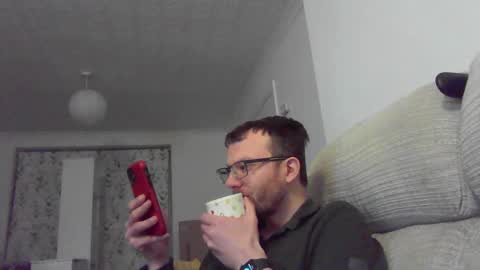 Snapshot of cropper4fun chatting on 02/19/25, 06:54 Cropper online show from 02/19/25, 06:54