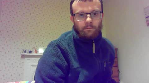 Snapshot of cropper4fun chatting on 10/22/25, 07:02 Cropper online show from 10/22/25, 07:02