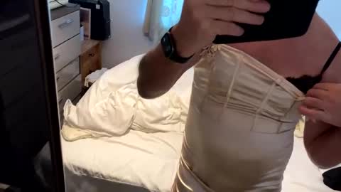 Snapshot of crossdressing_girlie chatting on 01/10/25, 12:36 Stephanie online show from 01/10/25, 12:36