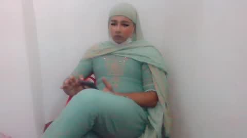 Crossy Angel online show from 04/07/26, 06:52