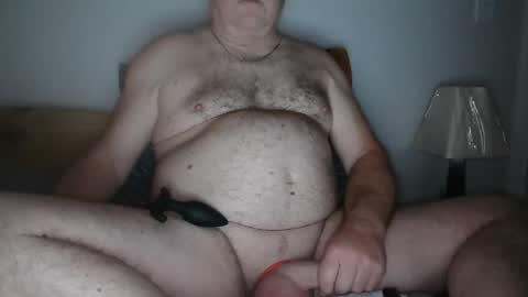 Snapshot of crowbarbi chatting on 11/10/25, 12:37 Crowbarbi online show from 11/10/25, 12:37