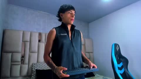 Croy online show from 03/14/26, 06:02