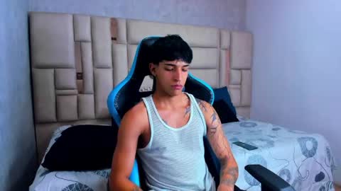 Croy online show from 04/17/26, 06:33