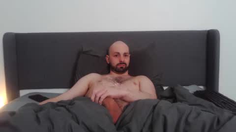 Snapshot of crucifyme2 chatting on 01/05/25, 02:17 crucifyme2 online show from 01/05/25, 02:17