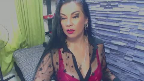 cruela_deviil online show from 03/01/25, 05:05