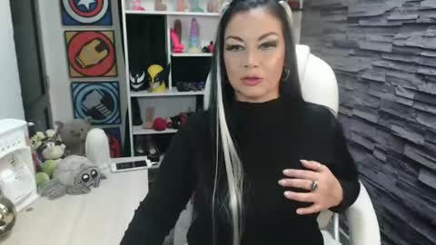 cruela_deviil online show from 02/18/26, 09:22