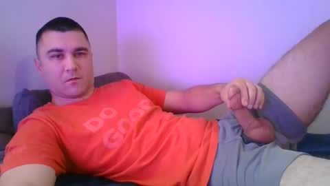 Snapshot of crush380 chatting on 01/28/25, 03:14 Crush380 online show from 01/28/25, 03:14