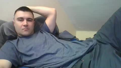 Snapshot of crush380 chatting on 03/12/25, 08:20 Crush380 online show from 03/12/25, 08:20