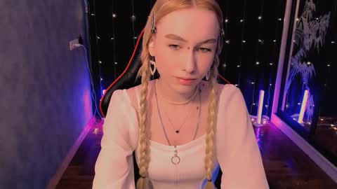 crybambi online show from 03/18/26, 07:33