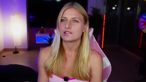 Crystal online show from 02/06/26, 09:07