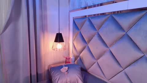 crystal_gilton online show from 05/17/26, 07:10