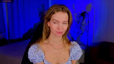 Snapshot of crystal_kris chatting on 03/03/26, 05:35 Kristina online show from 03/03/26, 05:35