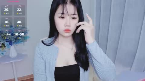 crystal_lea online show from 10/14/25, 01:28