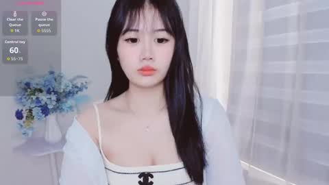 crystal_lea online show from 10/20/25, 01:17