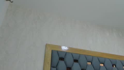 crystal_sm online show from 02/17/26, 03:14