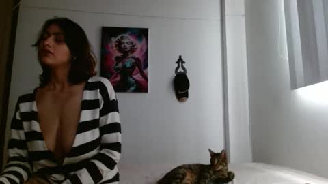 Crystal Blaze online show from 05/01/26, 09:30