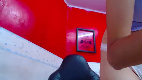 I AM CRYSTAL online show from 01/13/25, 09:52