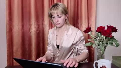 Mary online show from 06/14/26, 08:55