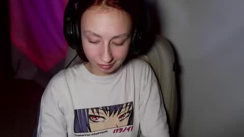 Snapshot of crystallkris chatting on 12/29/24, 03:22 Kristina online show from 12/29/24, 03:22