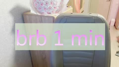 Snapshot of crystallkris chatting on 01/02/25, 10:55 Kristina online show from 01/02/25, 10:55