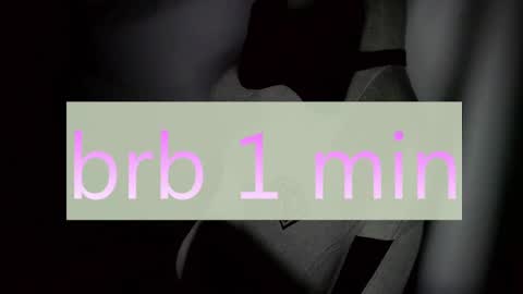 Snapshot of crystallkris chatting on 01/12/25, 12:49 Kristina online show from 01/12/25, 12:49