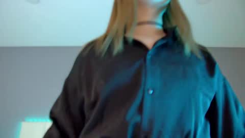 Crystal online show from 03/04/25, 06:47