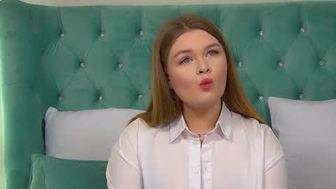 Crystal online show from 09/27/25, 06:29