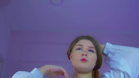 Crystal online show from 10/11/25, 06:23