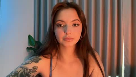 Snapshot of crystalnova_ chatting on 07/01/26, 05:53 Kristina online show from 07/01/26, 05:53