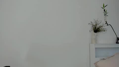 Snapshot of crystalnut chatting on 09/09/25, 03:17 Maria online show from 09/09/25, 03:17