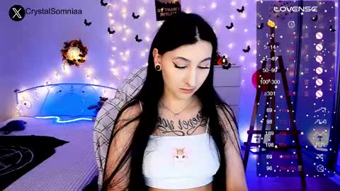 Snapshot of crystalsomnia chatting on 12/07/24, 06:59 Sasha Make me moan with patterns good music here online show from 12/07/24, 06:59