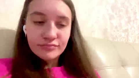 Angel online show from 10/23/25, 01:10
