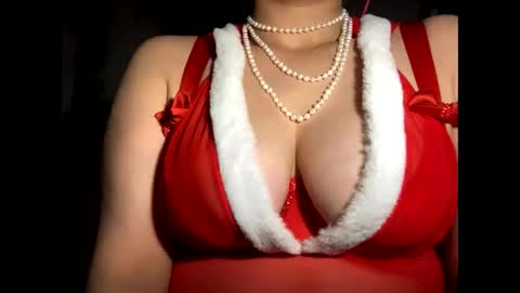 crystalyn777 online show from 12/03/25, 02:15