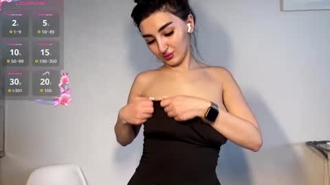 Diana online show from 08/06/26, 10:17
