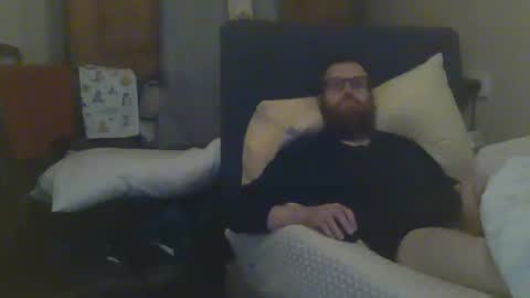 Snapshot of cs014g8493 chatting on 02/24/25, 12:09 chris online show from 02/24/25, 12:09