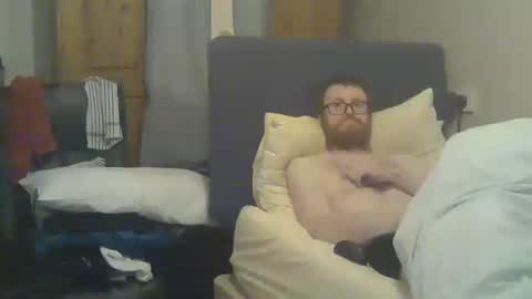 Snapshot of cs014g8493 chatting on 09/09/25, 11:15 chris online show from 09/09/25, 11:15