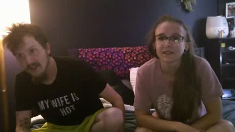 Snapshot of ctn4483 chatting on 10/20/25, 12:44 CTN4483 online show from 10/20/25, 12:44