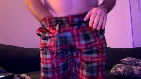 Snapshot of cuban2_slut chatting on 12/20/25, 05:47 Cubantoo online show from 12/20/25, 05:47