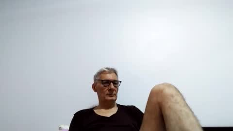 Snapshot of cucaio18 chatting on 05/01/26, 08:08 BIG UNCUT HARD COCK online show from 05/01/26, 08:08