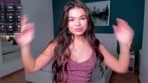 Silvia online show from 11/21/25, 08:02