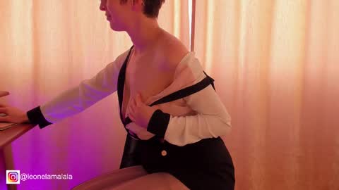 Leonela online show from 03/09/25, 05:49