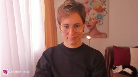 Leonela online show from 03/10/25, 10:55