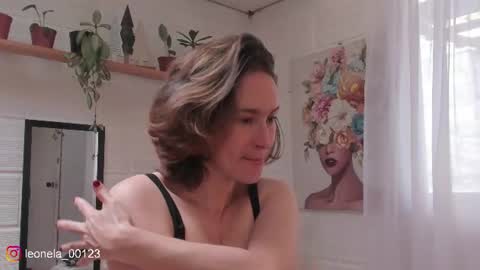 Leonela online show from 07/18/26, 04:55