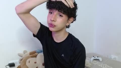 Cuddly online show from 01/11/26, 06:18